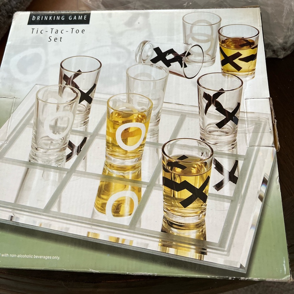 Tic Tac Toe Drinking game set